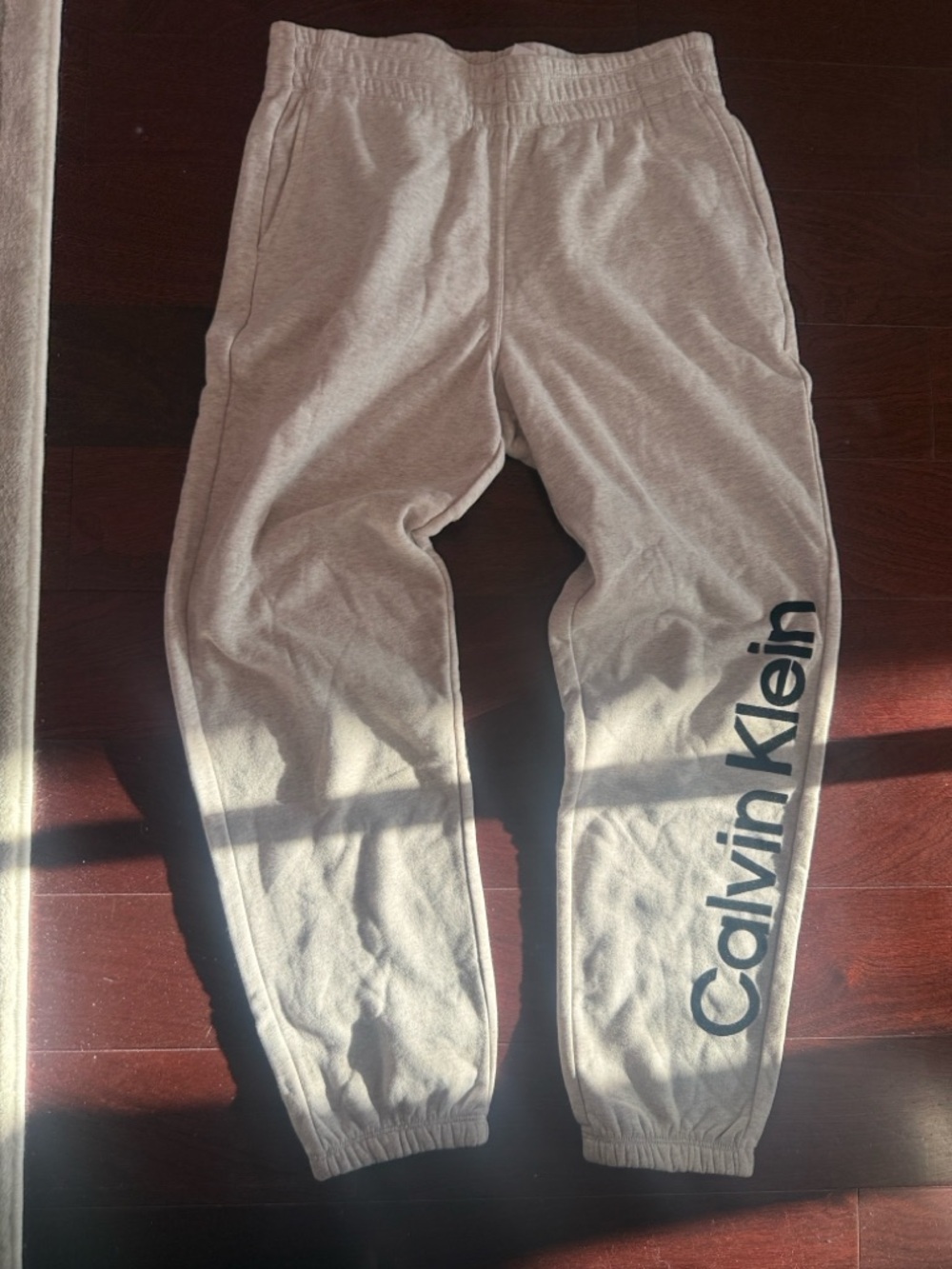 New Calvin Klein Light Pink Logo Sweatpants - Picture 2 of 2